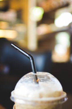 Buzlu kahve kahve dükkanı arka plan yenilikçi bir ahşap tablo 