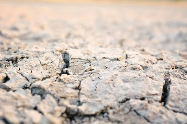 Crack sfondo asciutto, concetto siccità — Foto Stock