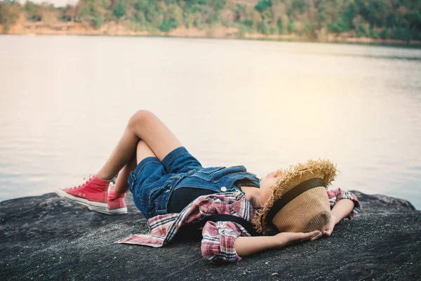 Cute Girl Sleeping Rock Nature Relax Time Holiday Concept Travel — Stock Photo, Image