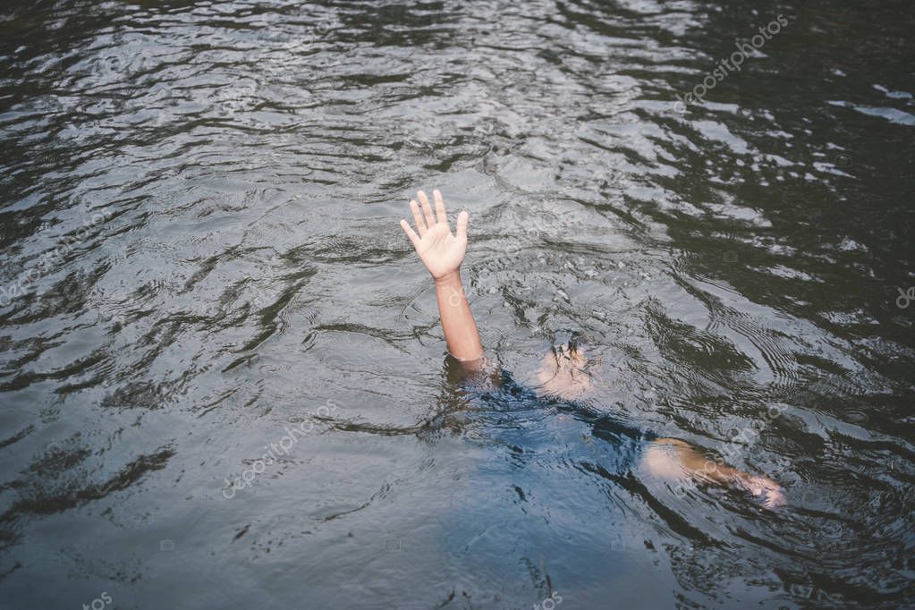 Asian Boy Drowning Pool Dangerous Need Help Child Care Summer — Stock