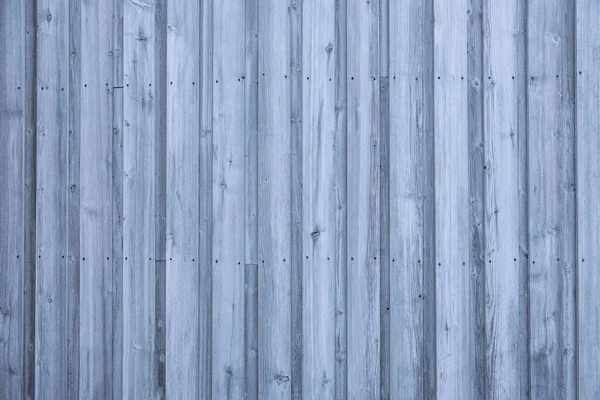 冬季房屋的纹理条纹蓝色和灰色木板墙 — 图库照片