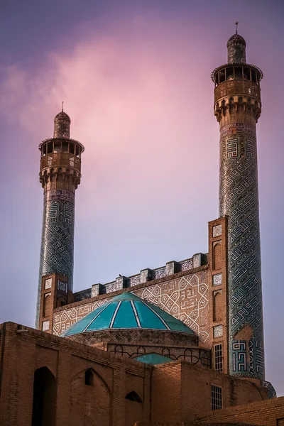 Minarets of a mosque in Qazvin — Stock Photo, Image