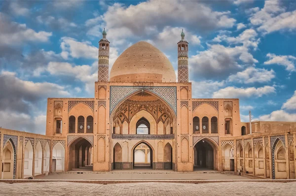 Agha bozorgi skolan och moskén — Stockfoto