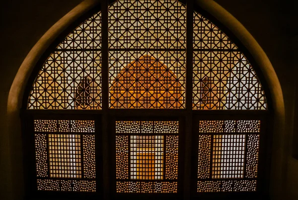 Janelas barrocas dentro do palácio Kashan — Fotografia de Stock