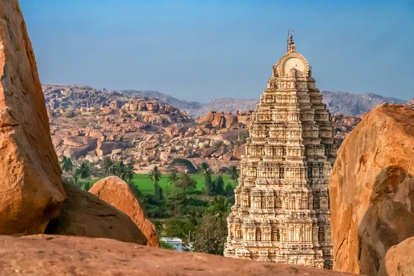 Impressionnant temple Virupaksha — Photo