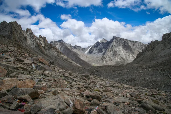 Passagem alta nas proximidades Monte Kailash — Fotografia de Stock