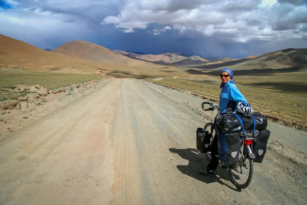 Ciclismo por el Tíbet — Foto de Stock