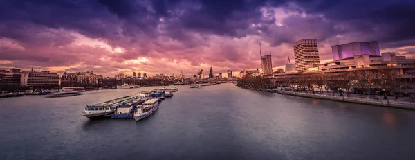 Güneş battıktan sonra Londra panorama — Stok fotoğraf