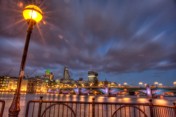 Panorama da ponte Southwark — Fotografia de Stock