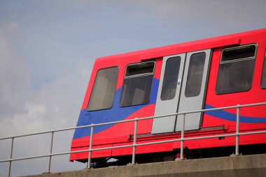 London Dlr tren