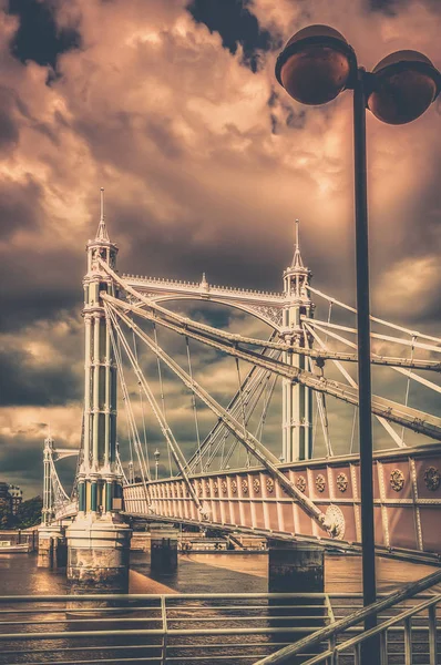 Puente de Chelsea en otoño —  Fotos de Stock