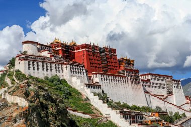Potala Sarayı Tibet'te
