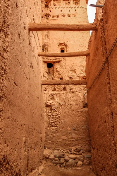 Walls of an old kasbah — Stock Photo, Image