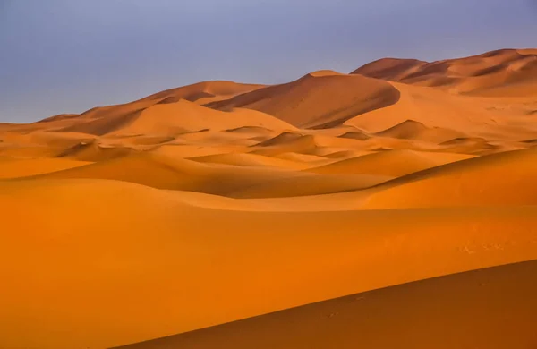 Splendide dune di sabbia di Merzouga — Foto Stock