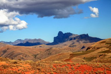 Madagaskar dağlarında