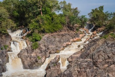 Don Khon şelale Mekong Nehri üzerinde