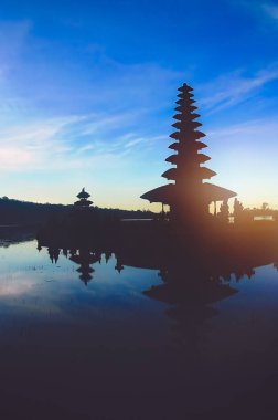 ULUN danu Tapınağı