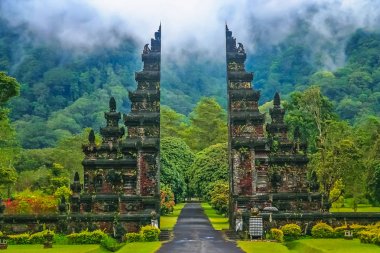 Bali 'deki Hindu tapınağı 