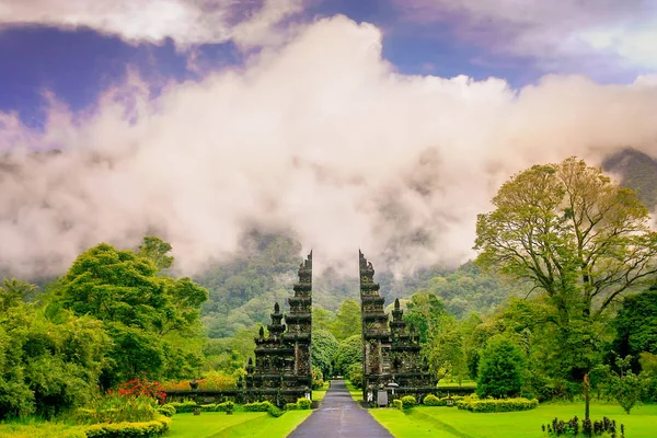Индуистский храм на Бали — стоковое фото