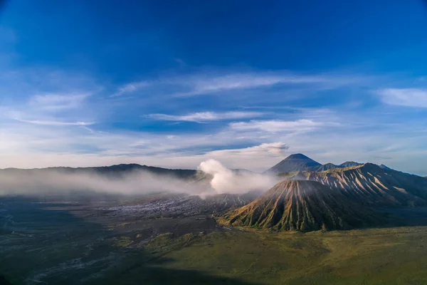 Gunung Bromo bij zonsopgang — Stockfoto