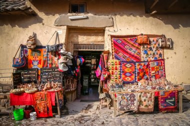 Hediyelik eşya dükkanı Peru