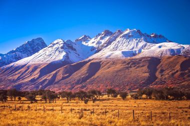 Yeni Zelanda dağ manzarası