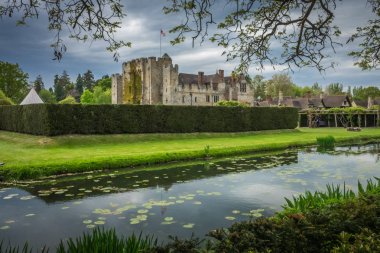 Hever Kalesi kent