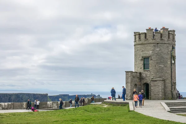 Obriens turm an den klippen von moher, irland — Stockfoto