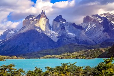 Cuernos Del Paine
