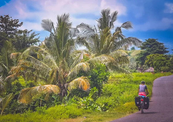 Ciclismo por Lombok — Foto de Stock