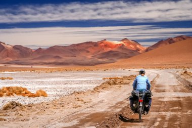 Altiplano ile Bisiklete binme