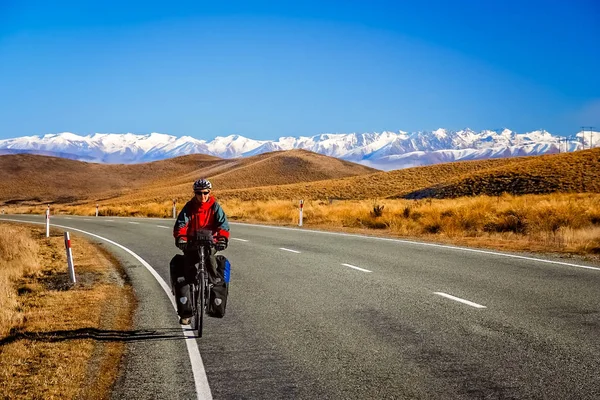 Cycle touring i Nya Zeeland — Stockfoto