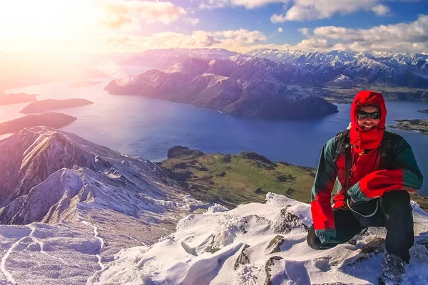 Trekker auf dem Mount Roy — Stockfoto