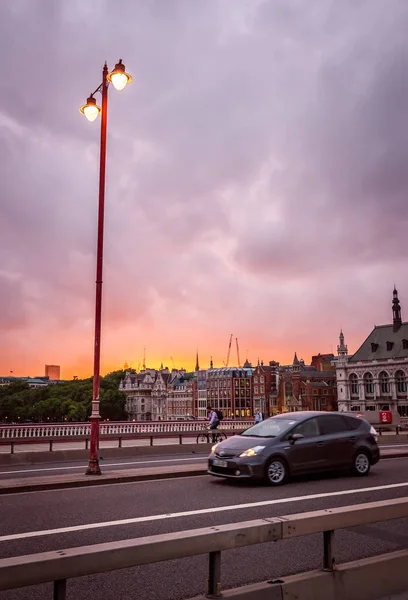 Carro na Ponte Blackfriars — Fotografia de Stock