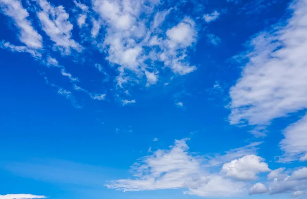 Sommer blus Himmel Hintergrund Overlay — Stockfoto