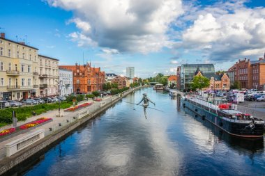İp cambazı heykel Bydgoszcz
