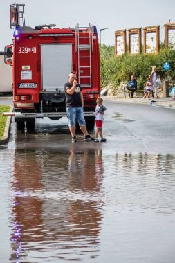 İş yerinde izlemek itfaiye eri