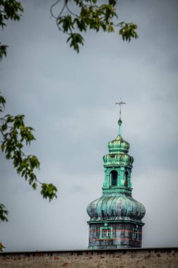 İsa'nın kutsal kalp kilise uzun çan kulesi