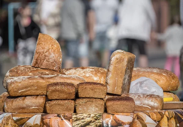 Freshly baked bread for sale from — Stock Photo, Image