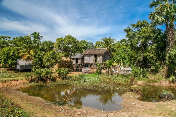 Село хатину в Камбоджі — стокове фото