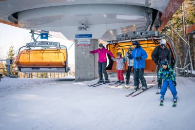 Karpacz tatil köyünde kayak kaldırma