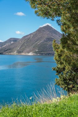 Kotor Körfezi manzara yaz