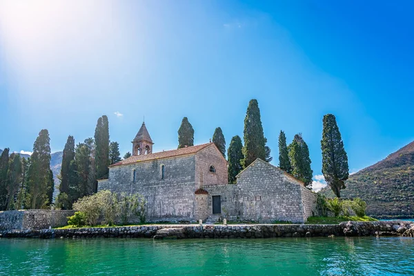 Petite église sur l'île de San Georges — Photo