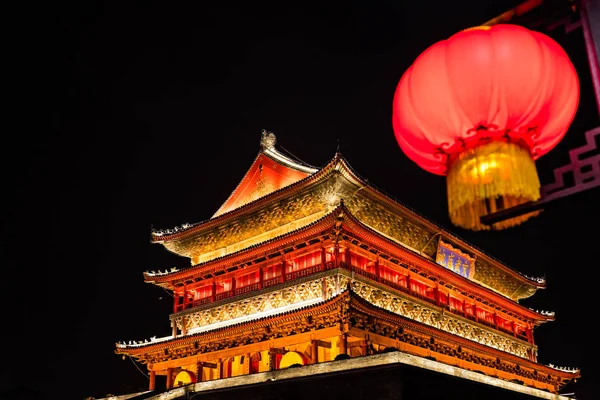 Xian glockenturm beleuchtet in der nacht — Stockfoto