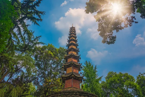 Buddha Pagoda ezer Chengdu-ban. — Stock Fotó