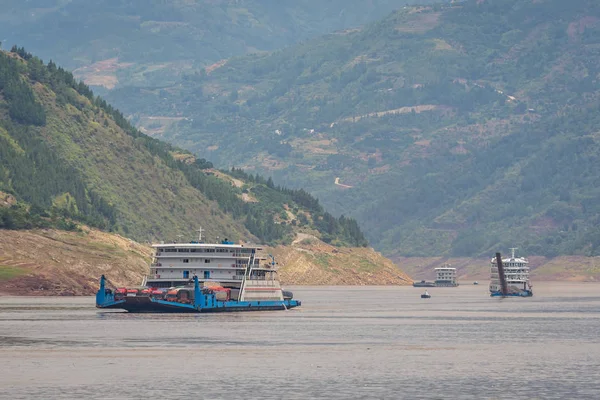 中国长江上的货船 — 图库照片