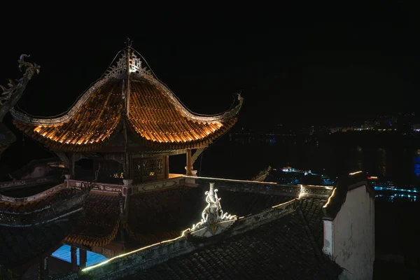 Zhang Fei Tempel bei Nacht — Stockfoto
