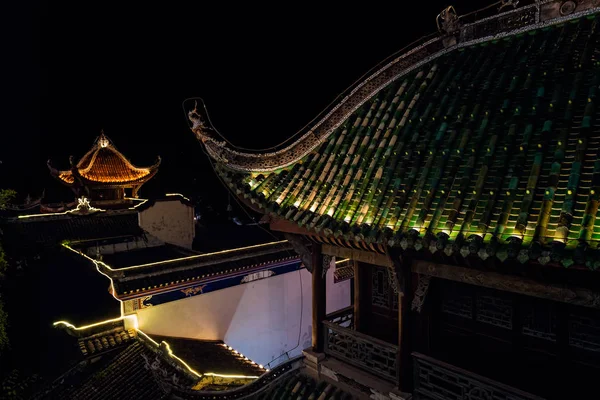 Templo Zhang Fei à noite — Fotografia de Stock
