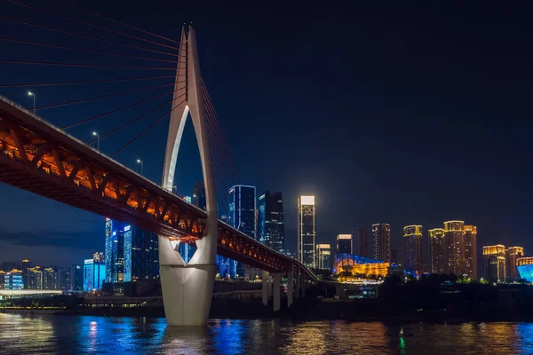 Chongqing Çin Ağustos 2019 Chongqing Kasabasında Dongshuimen Karayolu Köprüsünü Defalarca — Stok fotoğraf