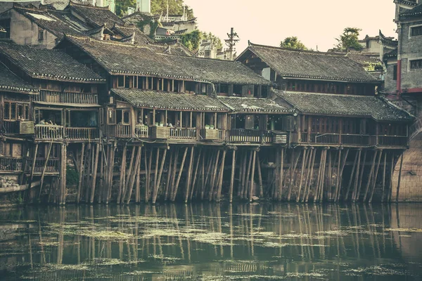 Feng Huang Čína Srpen 2019 Staré Historické Dřevěné Diaojiao Domy — Stock fotografie